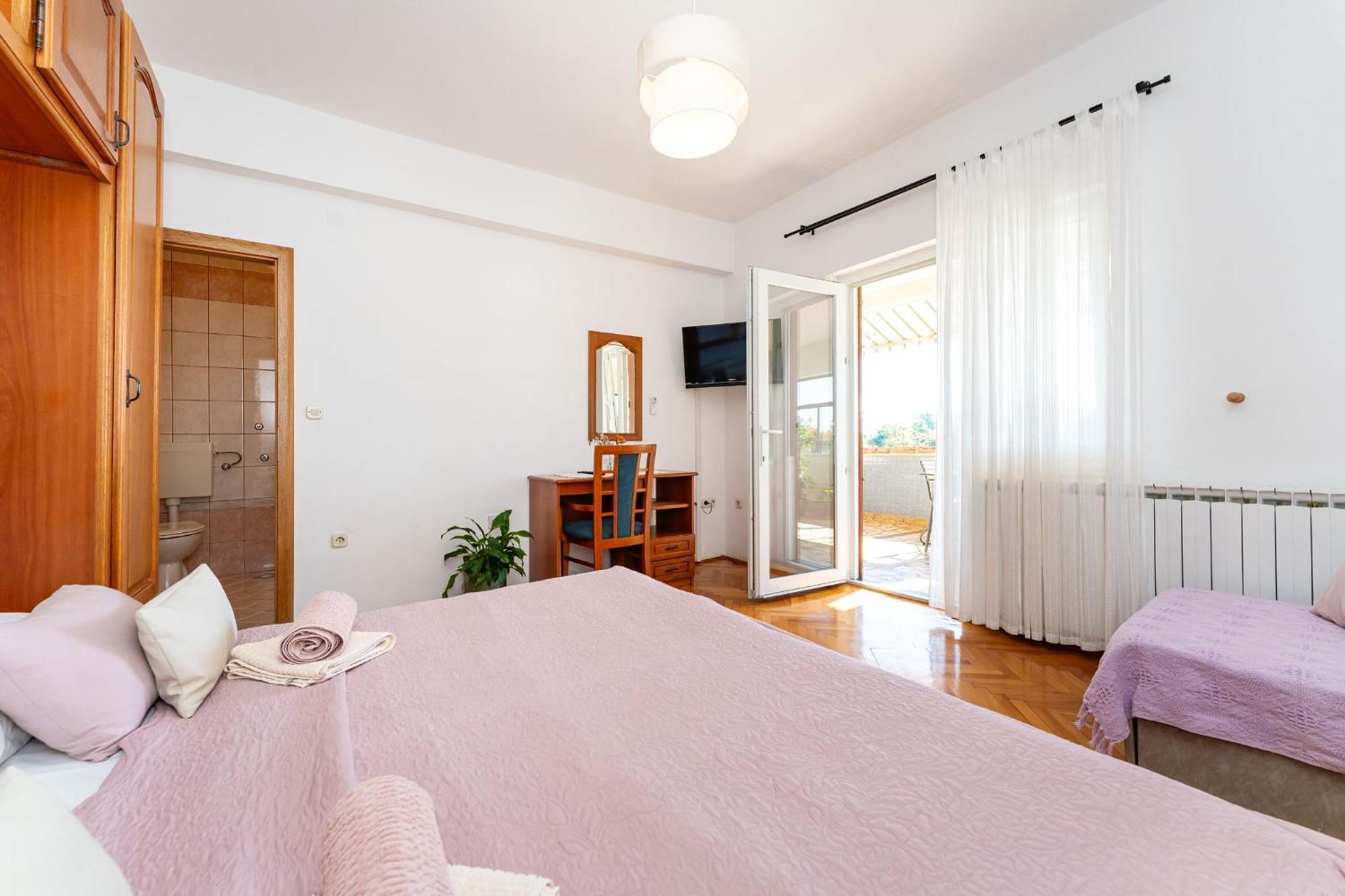 Apartments Adriana Starigrad Paklenica Habitación foto