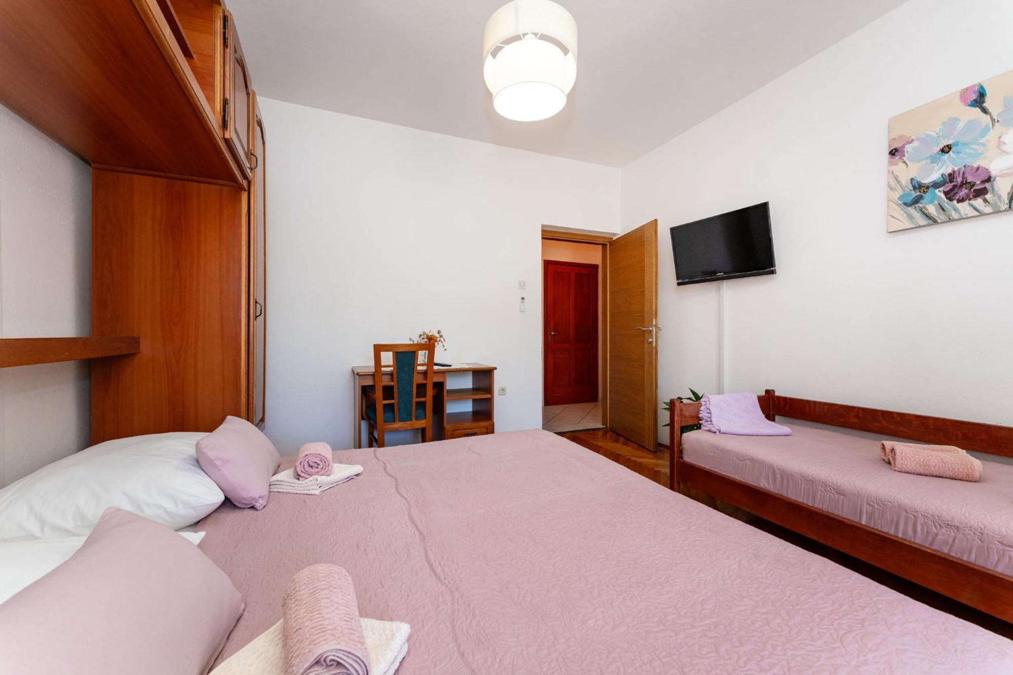 Apartments Adriana Starigrad Paklenica Habitación foto